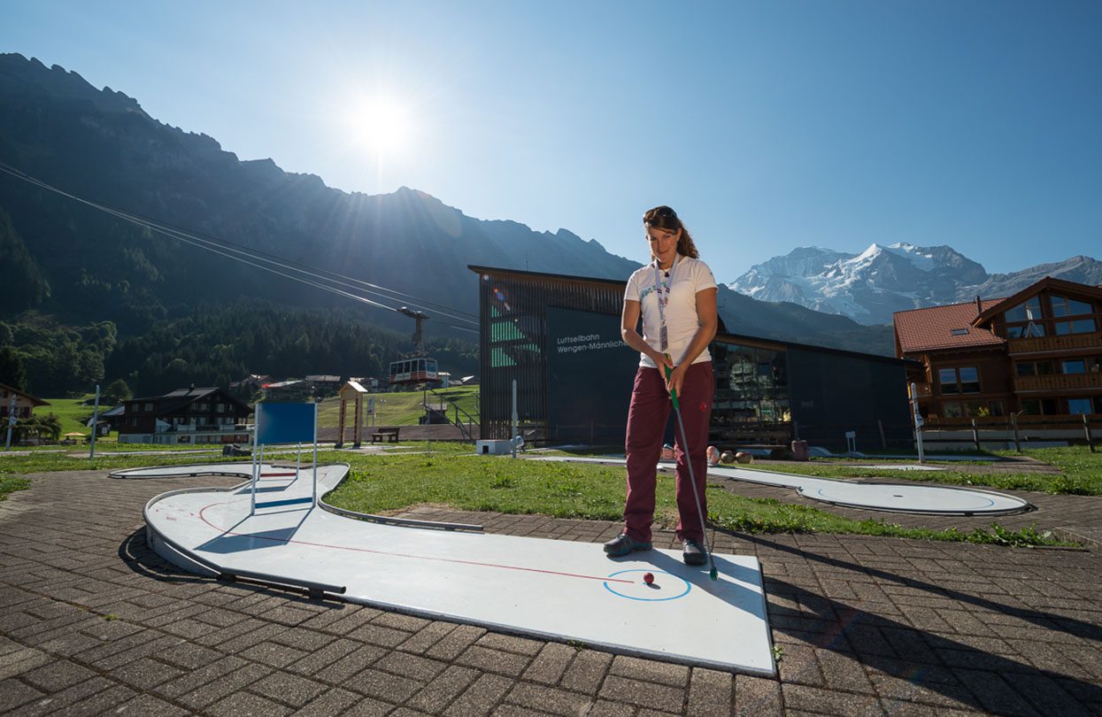 Lauberhorn Crazy Golf, copyright Wengen Tourismus